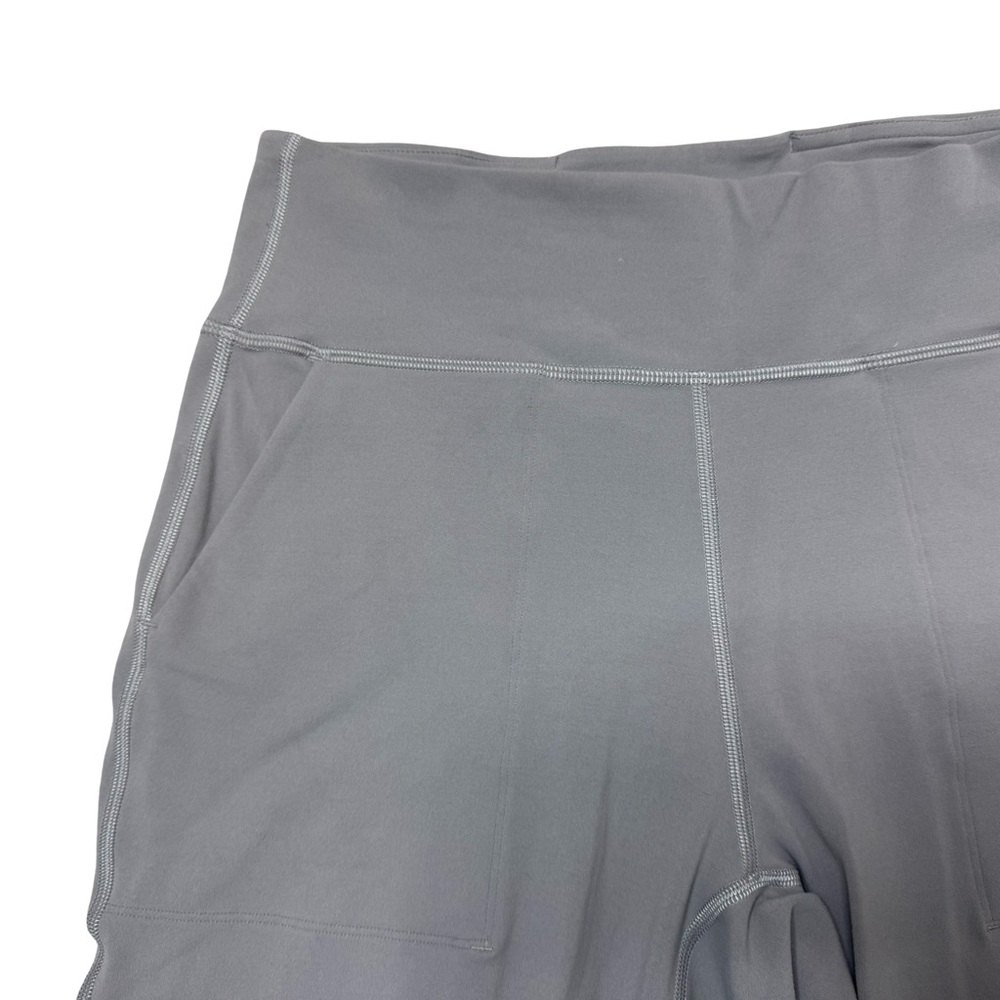 RARE Lululemon Align High Rise Cropped Jogger – Half Moon, Size 8 - Picture 3 of 7